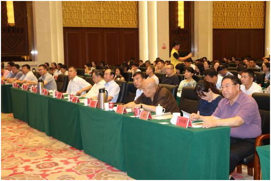 食品行業(yè)齊聚一堂，共商食安大計(jì)——第四屆自治區(qū)食品安全論壇在呼和浩特召開(kāi)